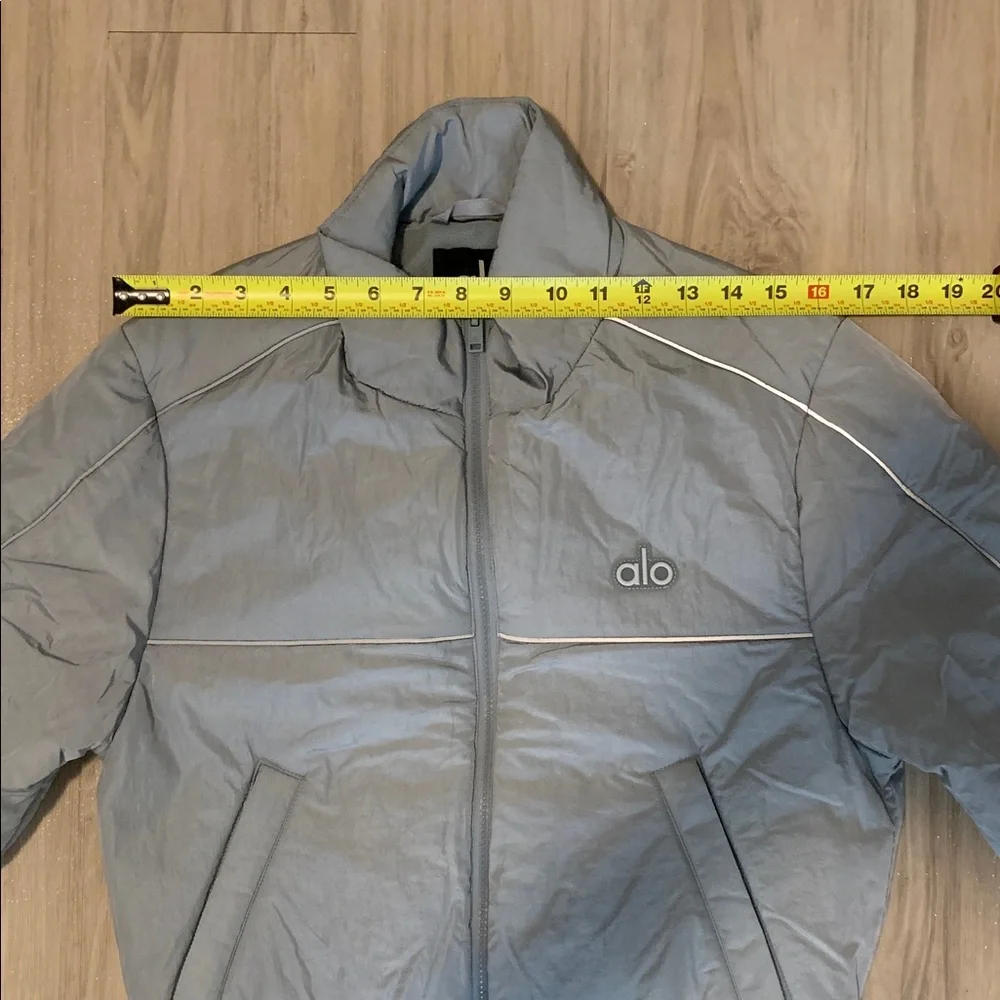 Alo Stand Collar Full Zip Drop Top Puffer Jacket in Cosmic Grey